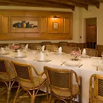 La Cueva Park 4*