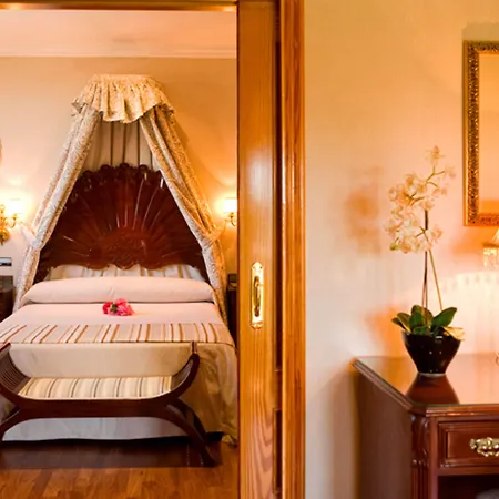 La Cueva Park 4*