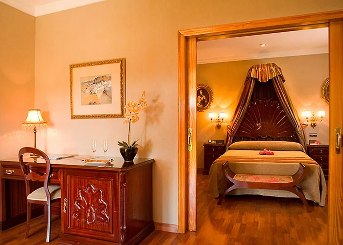 ラ クエバ パーク ホテル ヘレス