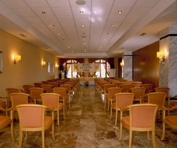 La Cueva Park 4* Jerez de la Frontera