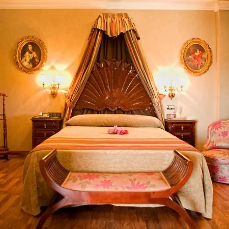 Hotel La Cueva Park