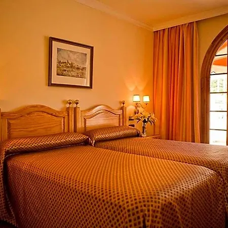 La Cueva Park 4*