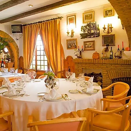 La Cueva Park Отель 4*