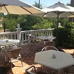 拉库埃瓦公园酒店