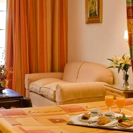 La Cueva Park Szálloda 4*