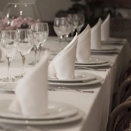 La Cueva Park Hotel 4*